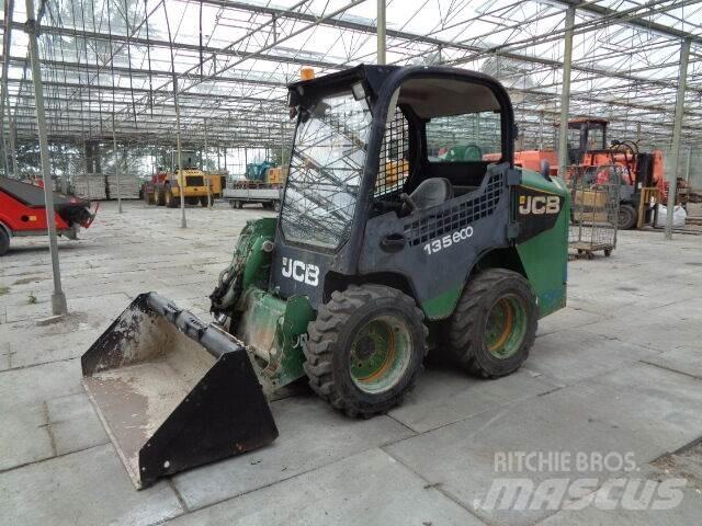 JCB 135 R Lietoti riteņu kompaktiekrāvēji