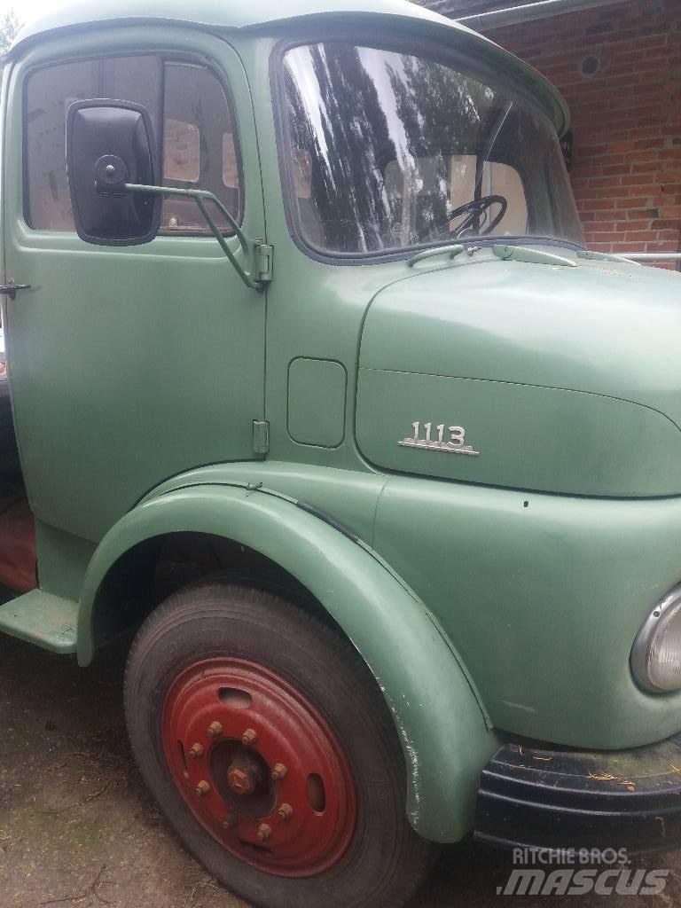 Mercedes-Benz 1113 Pašizgāzējs