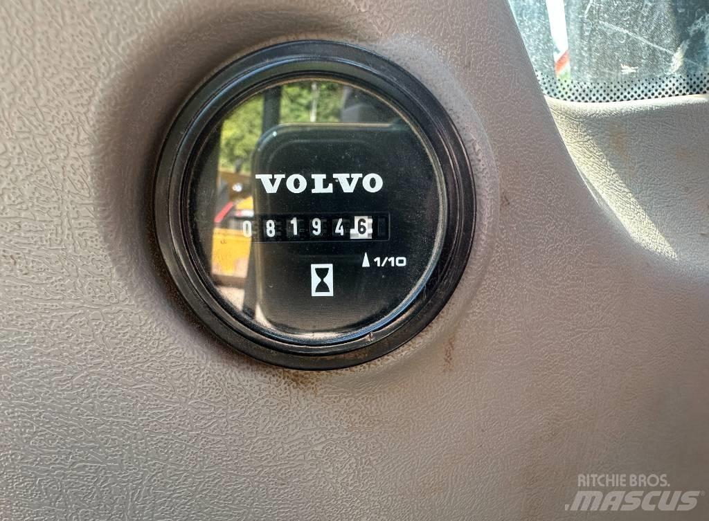 Volvo EC 140 EL Kāpurķēžu ekskavatori