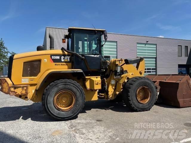 CAT 938 M Iekrāvēji uz riteņiem