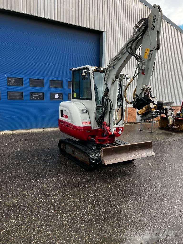 Takeuchi TB 230 Mini ekskavatori < 7 t