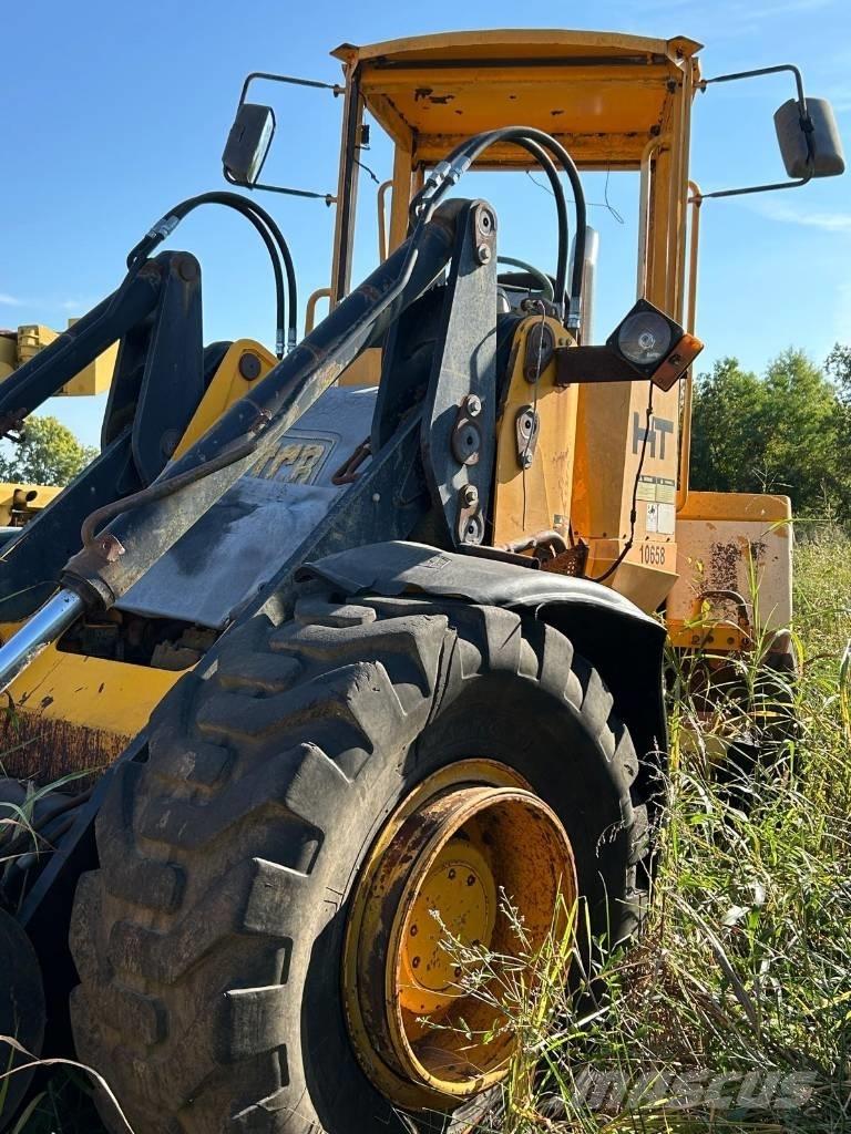 JCB 426 B Iekrāvēji uz riteņiem