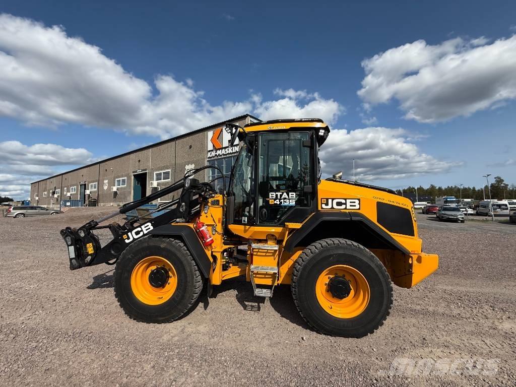 JCB 413S Iekrāvēji uz riteņiem