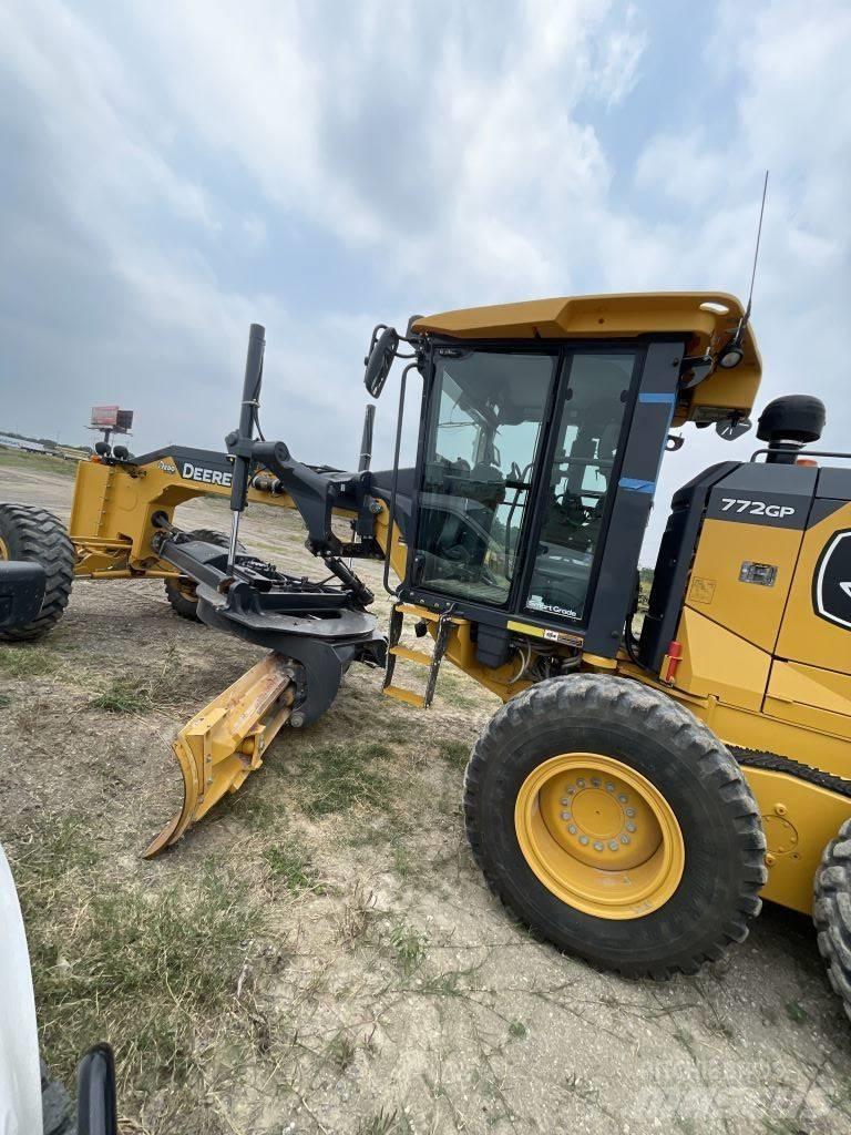 John Deere 772 GP Greideri