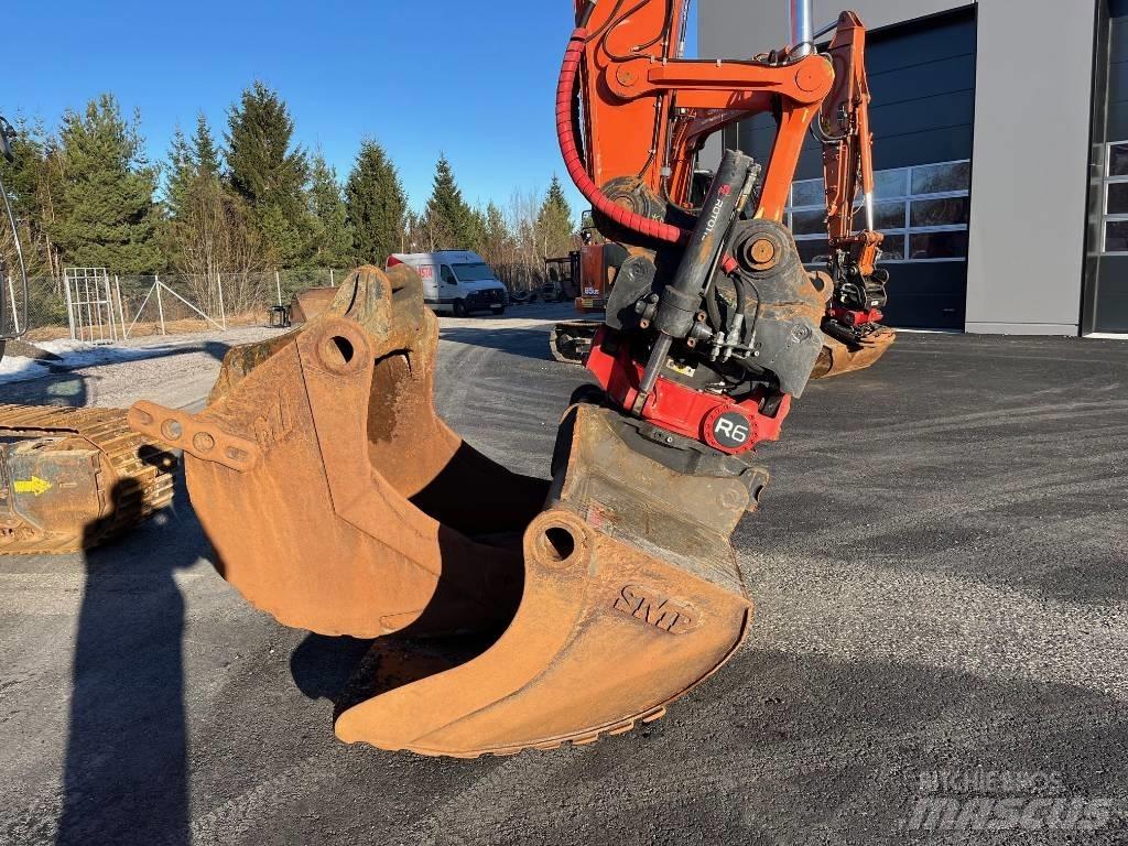 Hitachi ZX 210 LC-6 Kāpurķēžu ekskavatori
