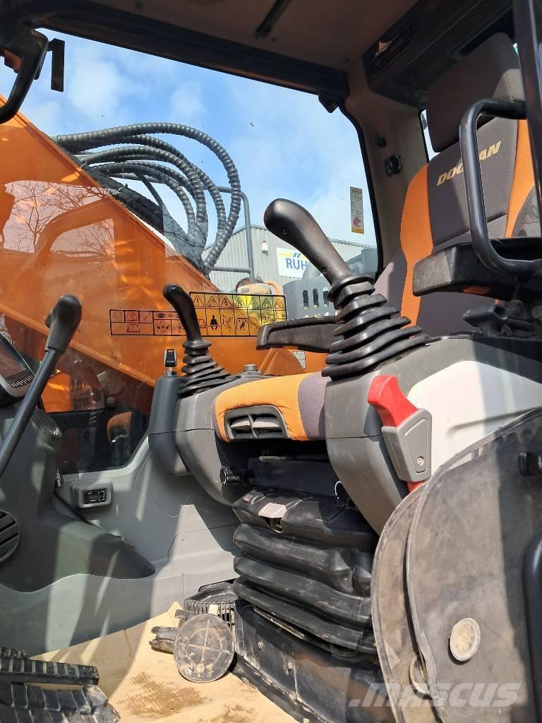 Doosan DX 235 LCR-5 Kāpurķēžu ekskavatori