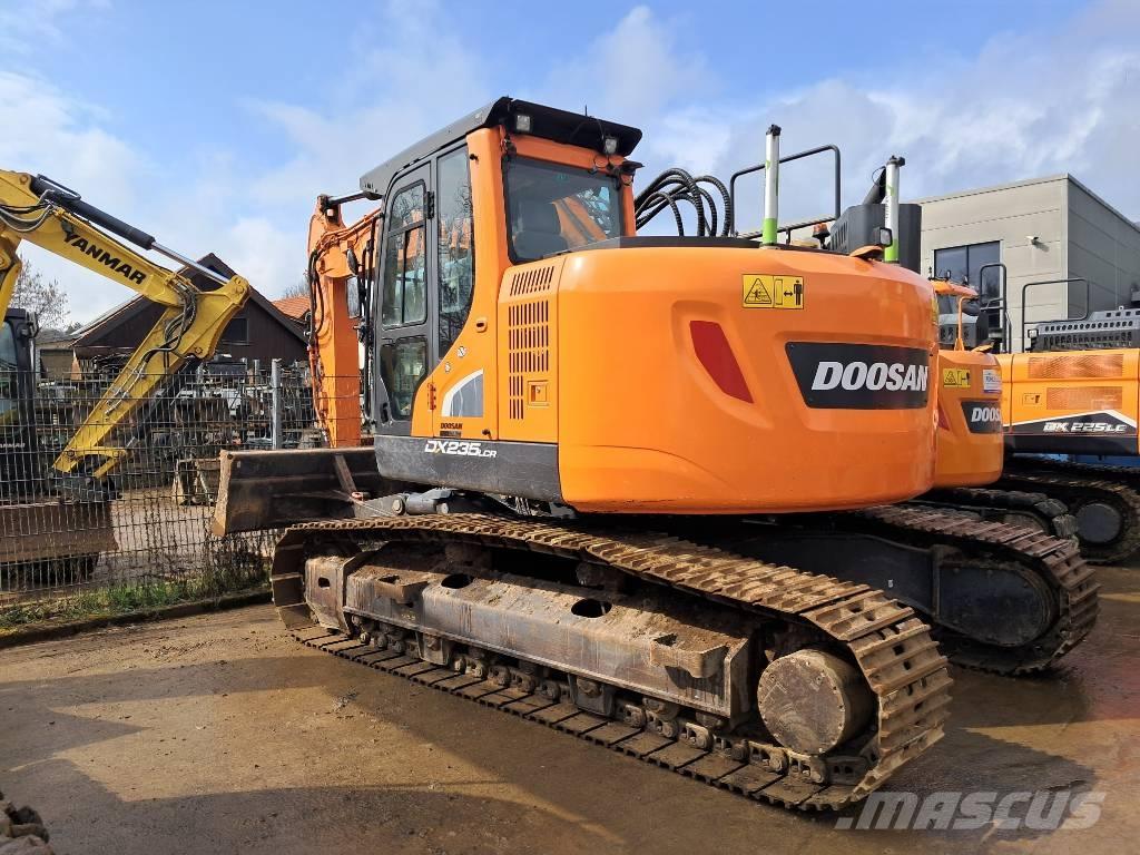 Doosan DX 235 LCR-5 Kāpurķēžu ekskavatori