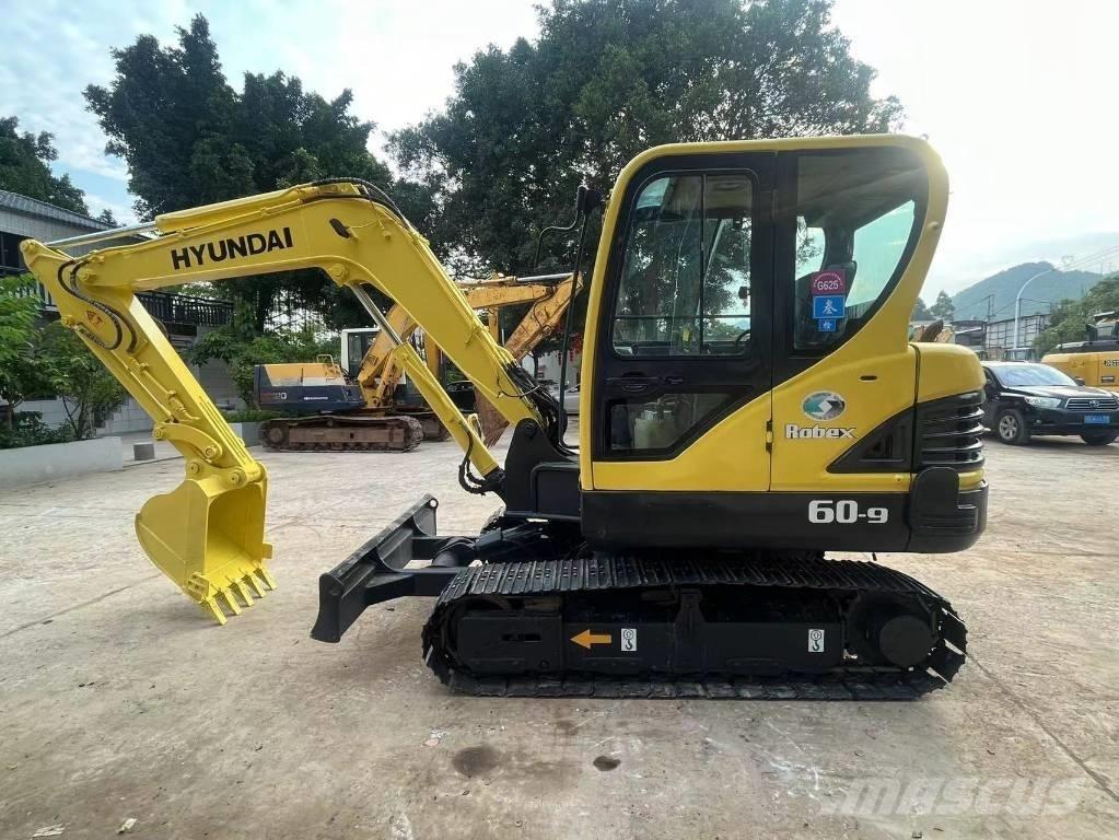 Hyundai R60-9 Kāpurķēžu ekskavatori