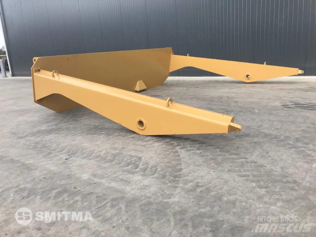 CAT 740B Kravas aizsargi