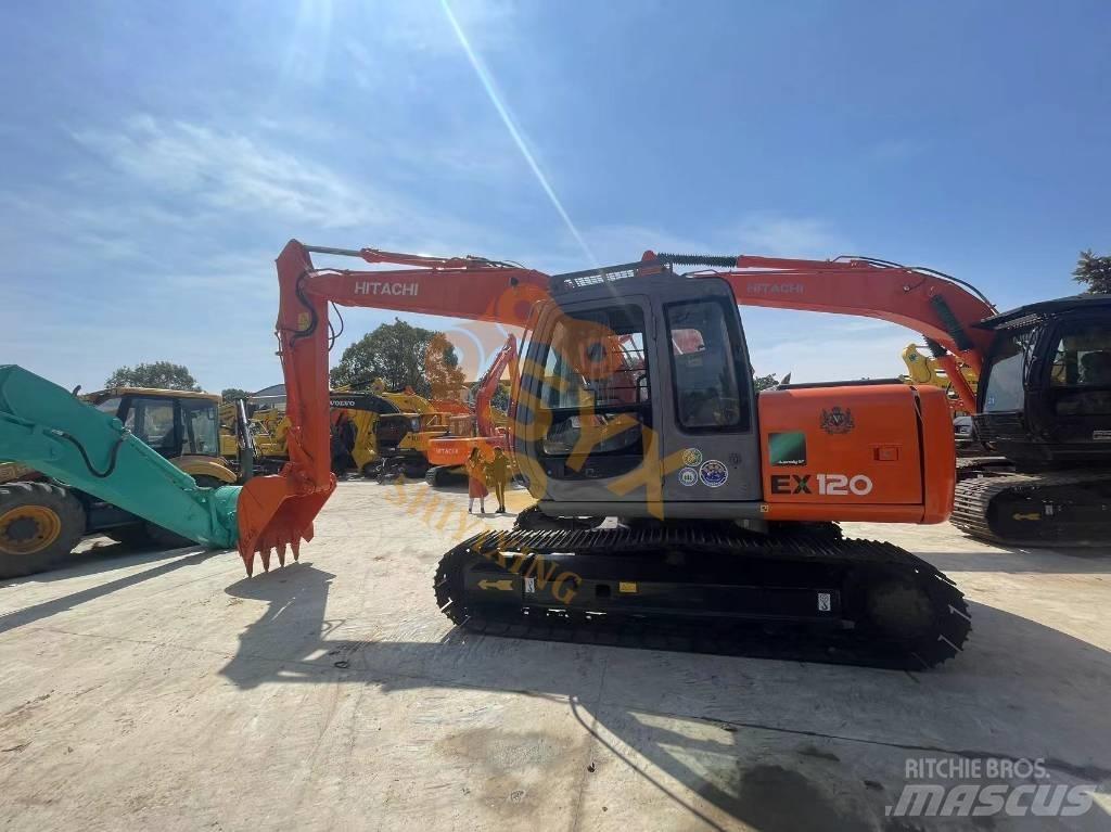 Hitachi EX 120 Kāpurķēžu ekskavatori
