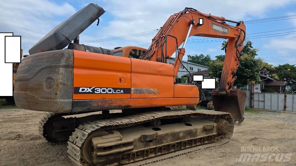 Doosan DX 300 LCA Kāpurķēžu ekskavatori