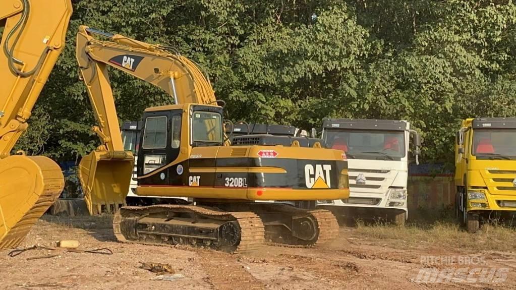 CAT 320 B Kāpurķēžu ekskavatori