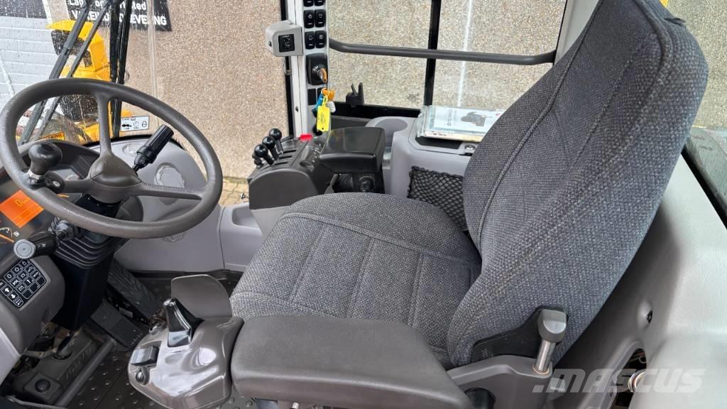 Volvo L 60 G Iekrāvēji uz riteņiem