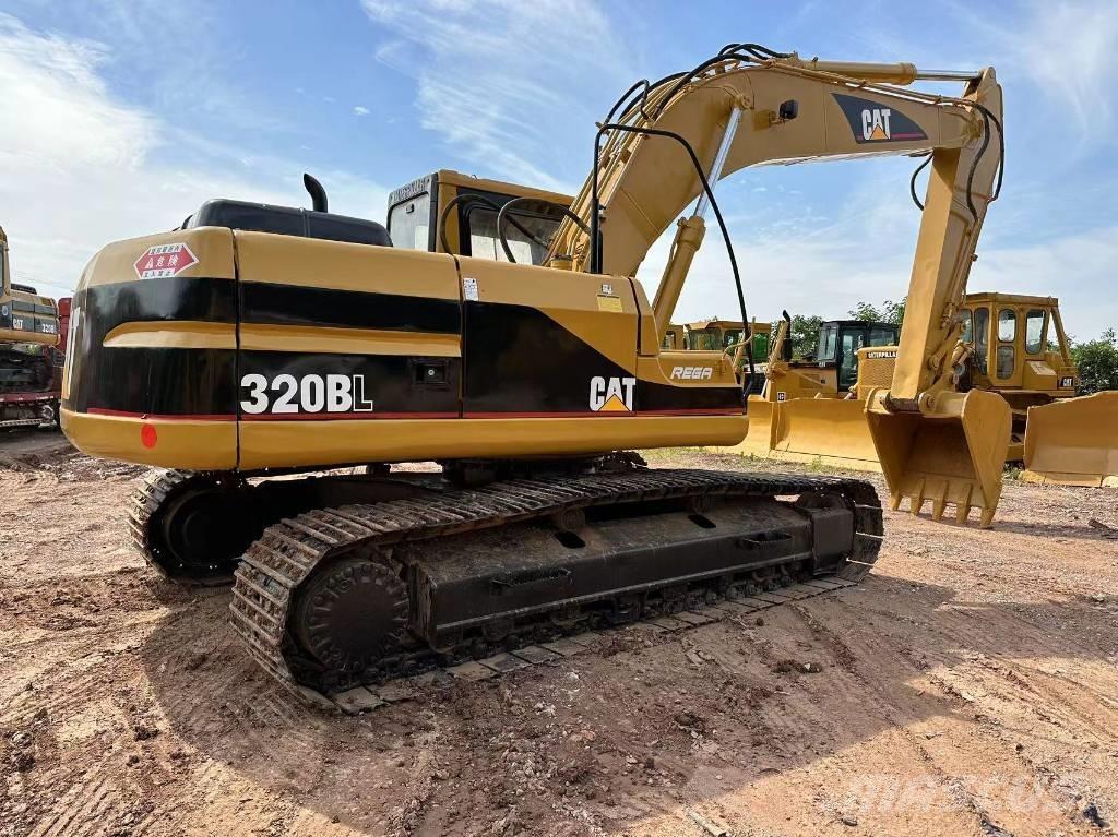 CAT 320 B L Kāpurķēžu ekskavatori