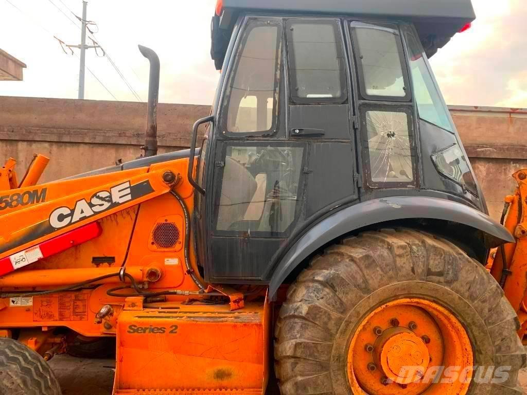 CASE 580 M Ekskavatori-iekrāvēji
