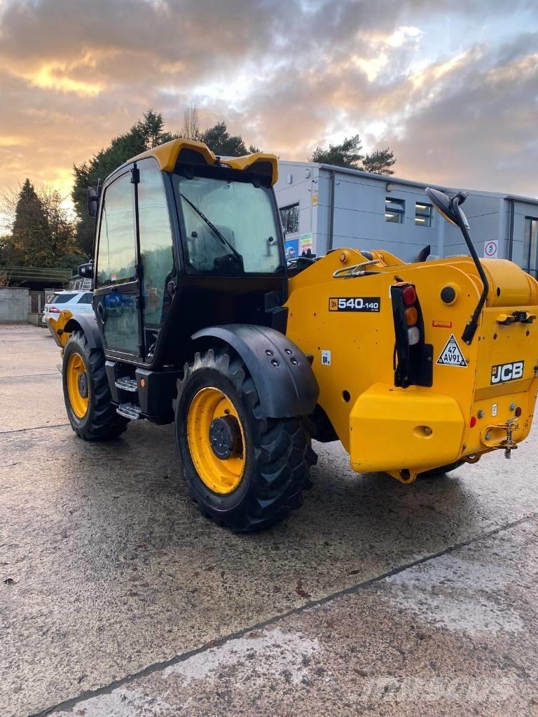 JCB 540-140 Teleskopiskie manipulatori