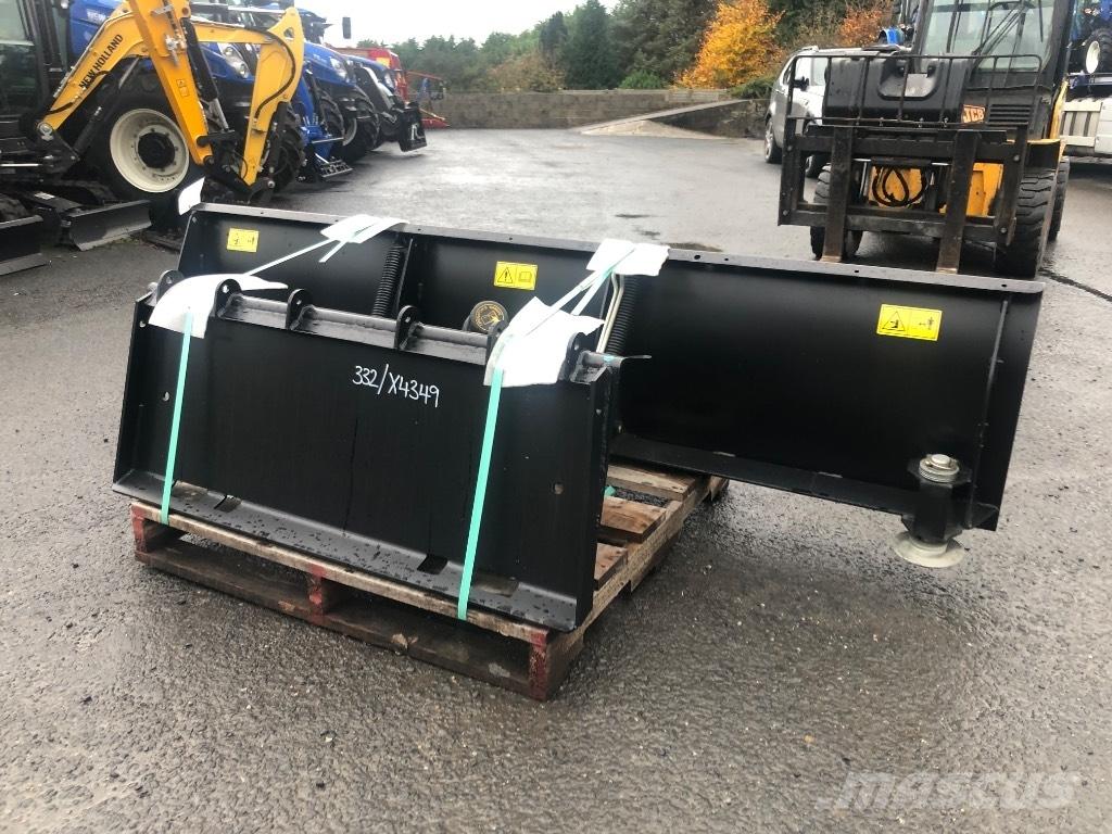 JCB Snow Plough Grāvju arkli