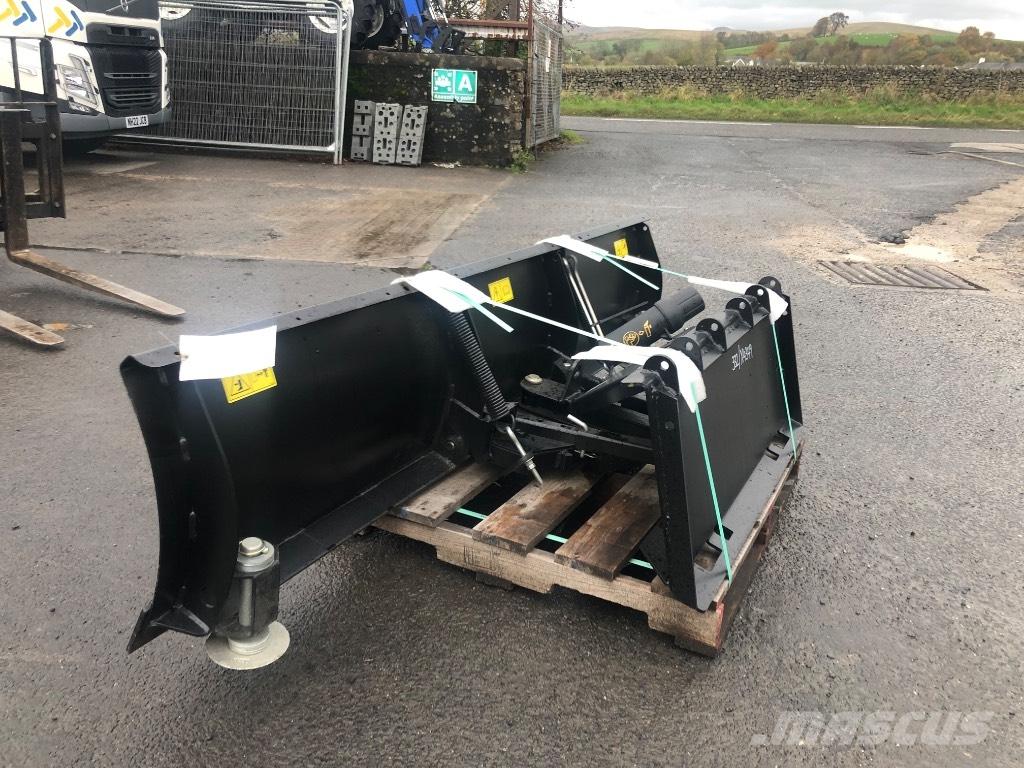 JCB Snow Plough Grāvju arkli