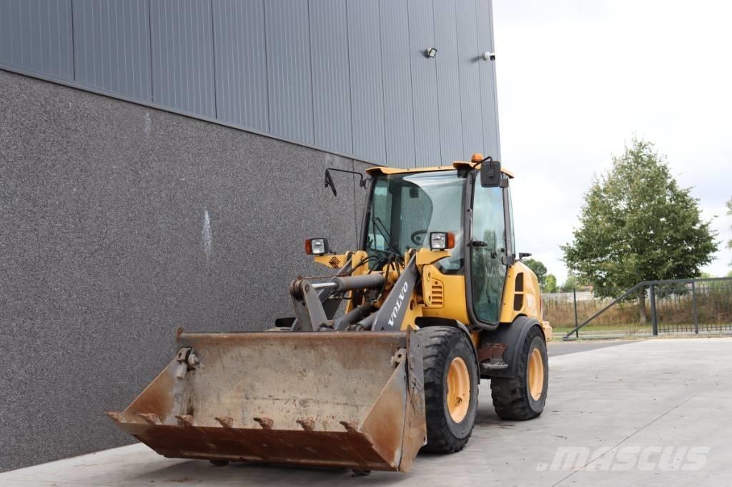 Volvo L25F-Z Iekrāvēji uz riteņiem