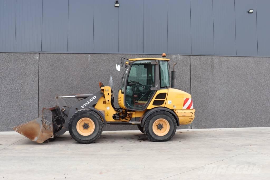 Volvo L25F-Z Iekrāvēji uz riteņiem