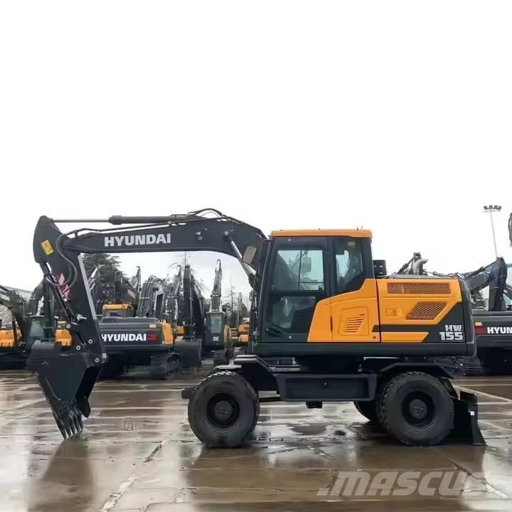 Hyundai HW 155 Kāpurķēžu ekskavatori