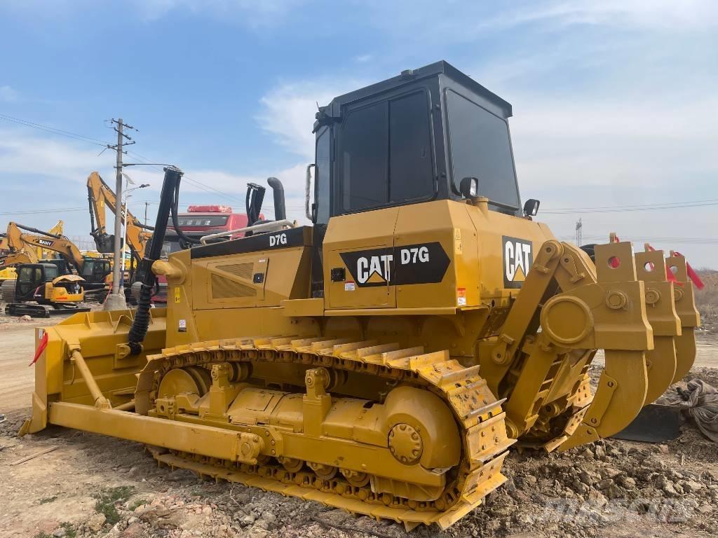 CAT D 7 G Kāpurķēžu buldozeri