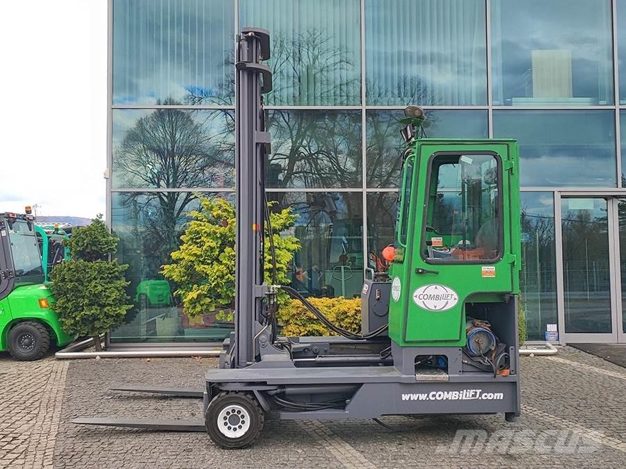 Combilift C5000 Četru virzienu krāvēji