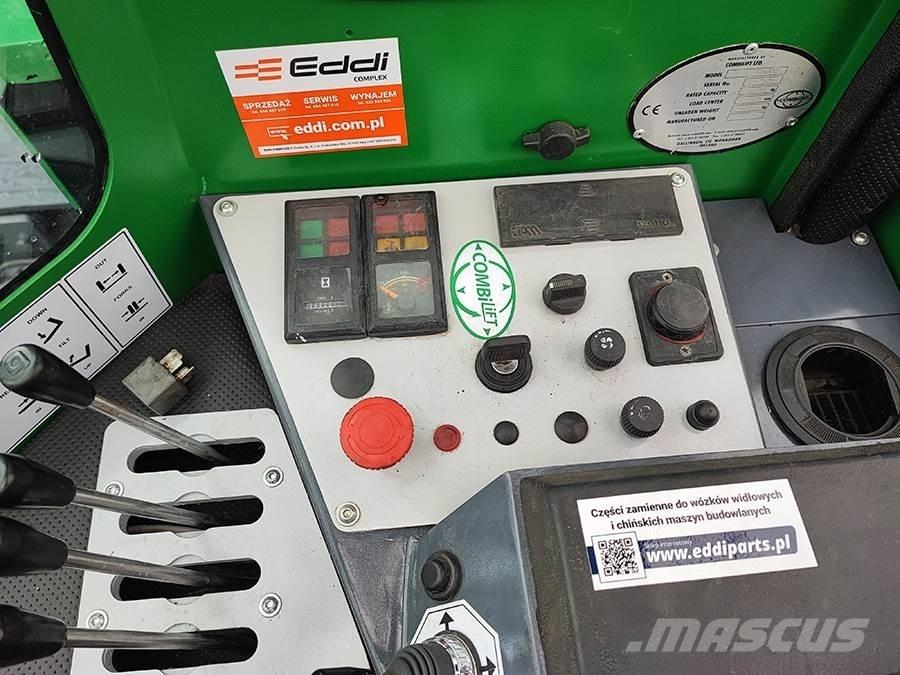 Combilift C5000 Četru virzienu krāvēji