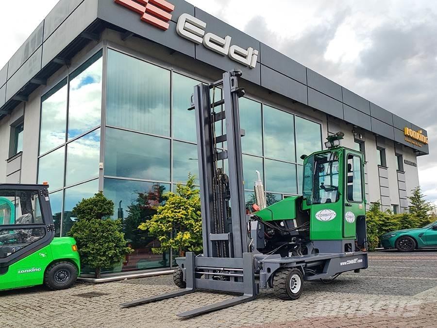 Combilift C5000 Četru virzienu krāvēji
