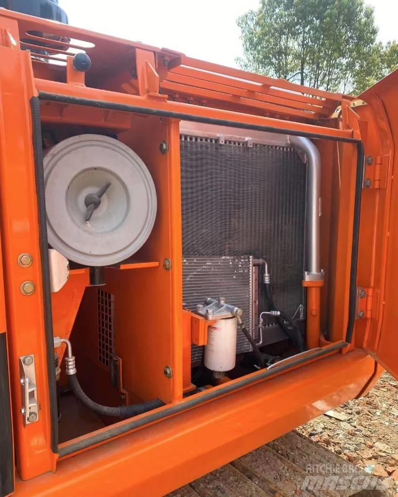 Doosan 150 Kāpurķēžu ekskavatori