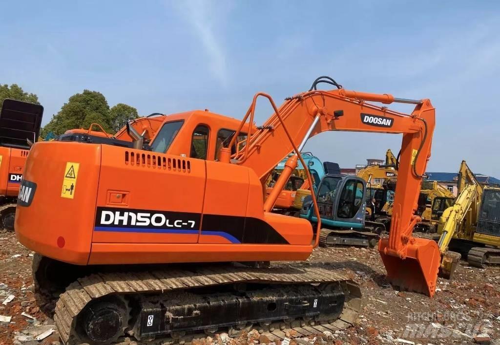 Doosan 150 Kāpurķēžu ekskavatori