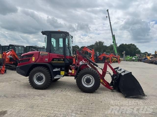 Yanmar V 80-5 Iekrāvēji uz riteņiem