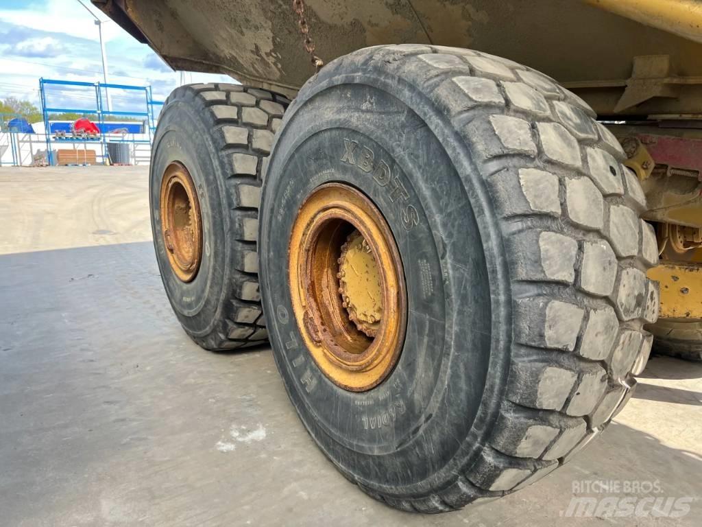 CAT 740 Artikulētie pašizgāzēji