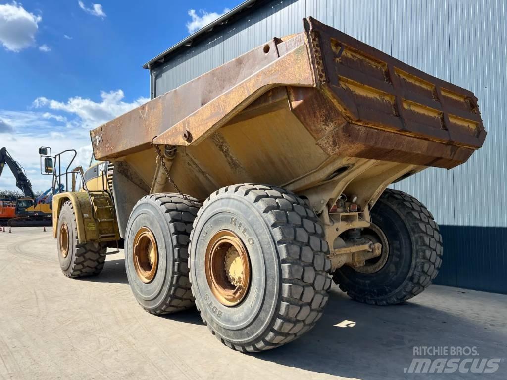 CAT 740 Artikulētie pašizgāzēji