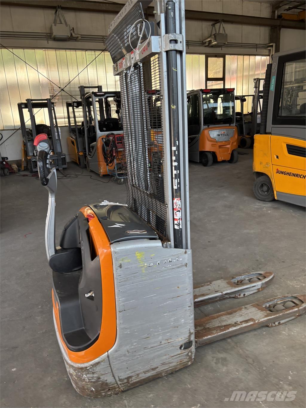 Still EXV 12i Pašgājēji krautnētāji