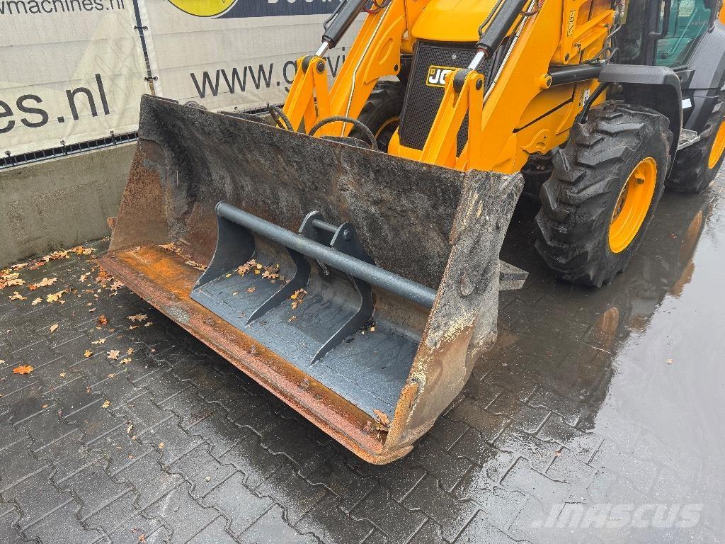 JCB 3CX compact Ekskavatori-iekrāvēji