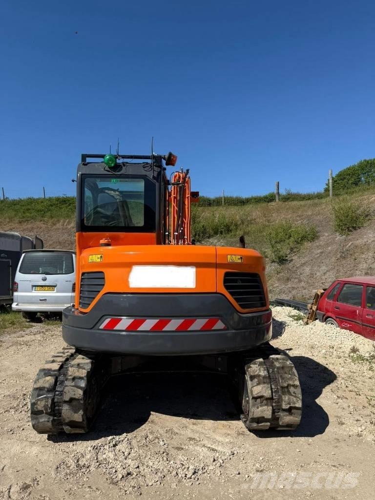Doosan DX 85 R-3 Vidēja lieluma ekskavatori 7 t - 12 t