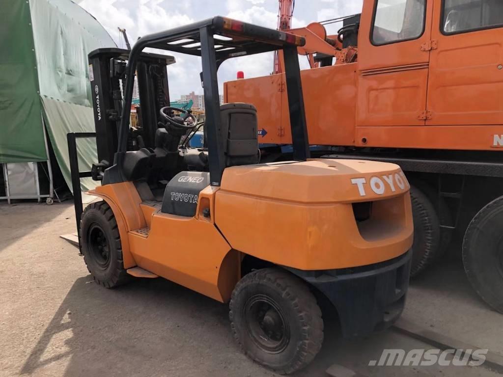 Toyota FD 50 Tehnika ar dīzeļa dzinēju