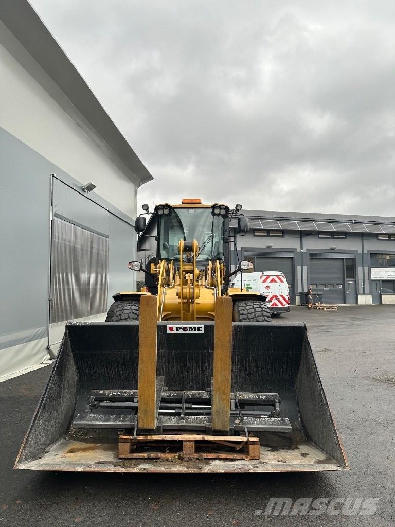 CAT 924 K Iekrāvēji uz riteņiem