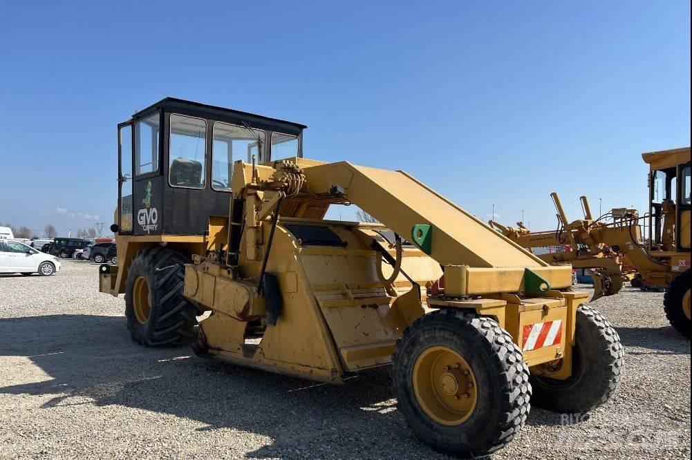 CAT RM 500 Asfalta savācējs