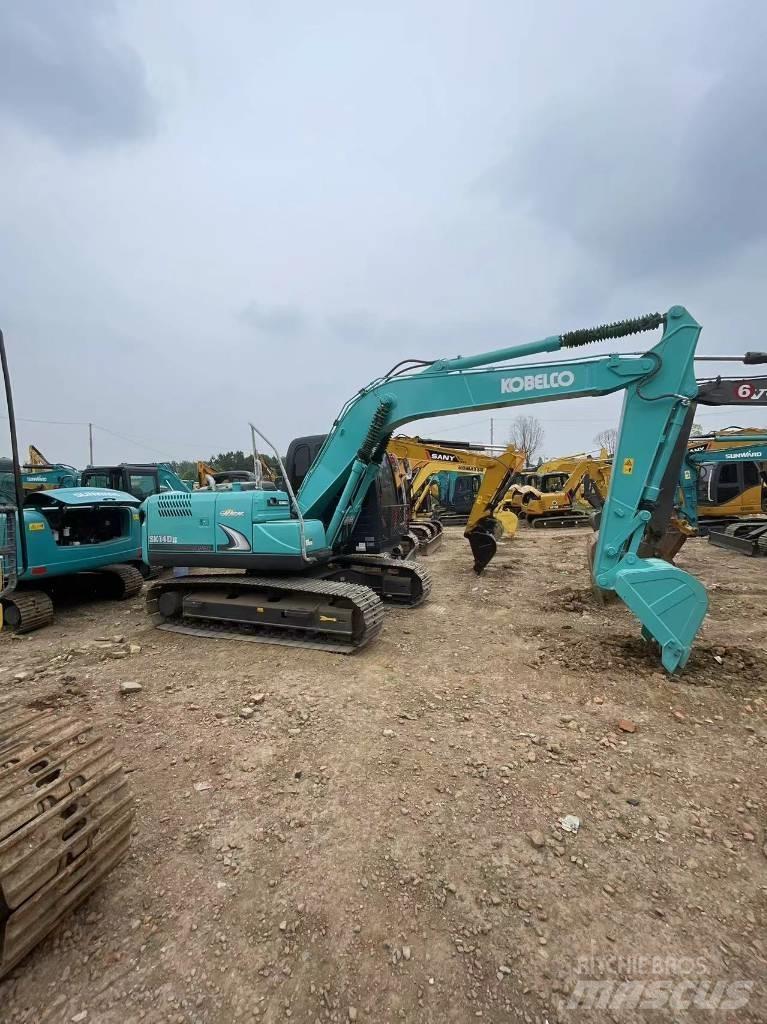 Kobelco SK140 Kāpurķēžu ekskavatori