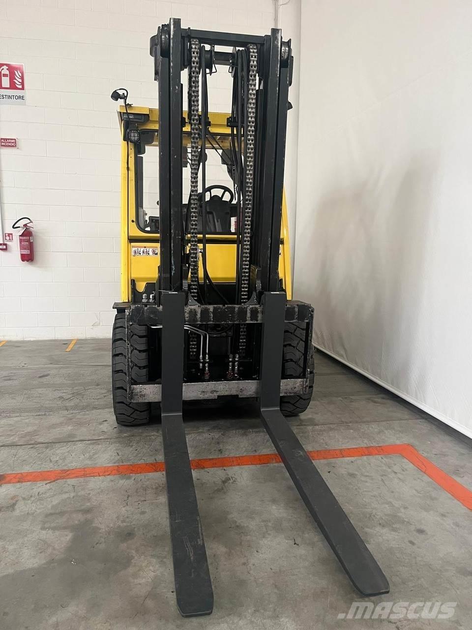 Hyster H5.5FT Tehnika ar dīzeļa dzinēju