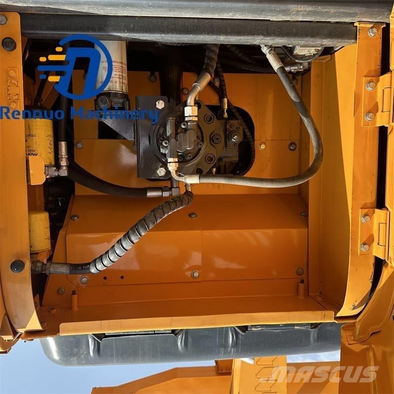 Hyundai 215-9S Kāpurķēžu ekskavatori