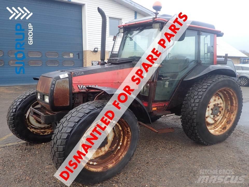 Valtra 900 Traktori