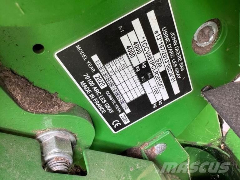 John Deere V461R Rituļu preses