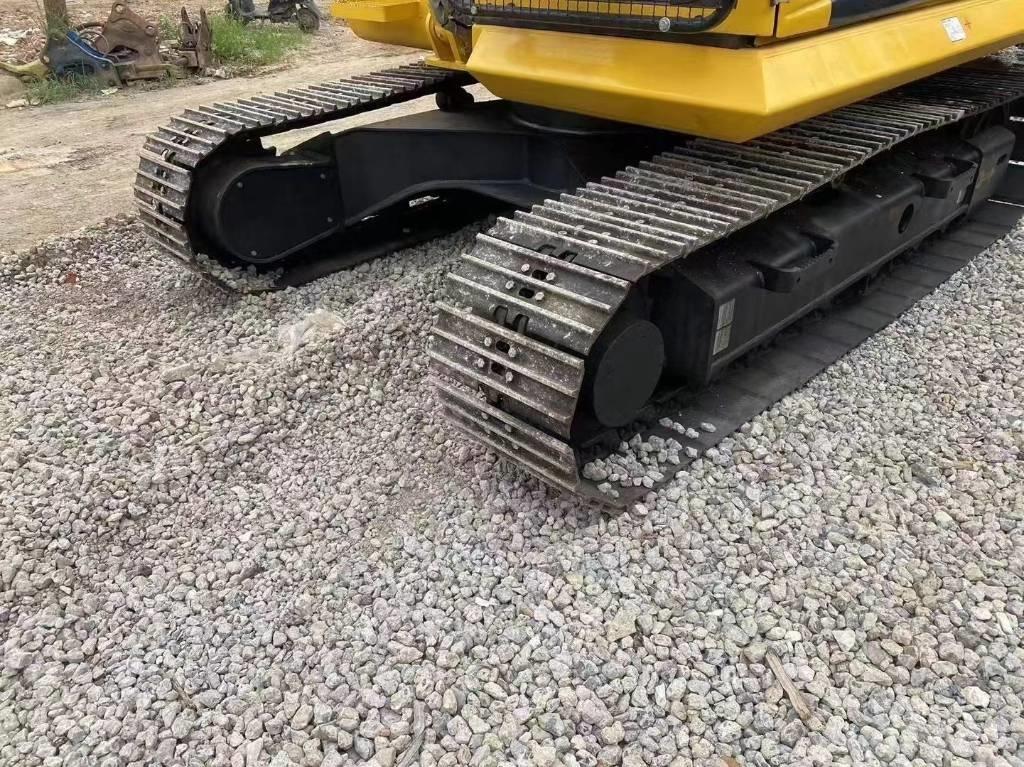 Komatsu PC 130 LC Kāpurķēžu ekskavatori