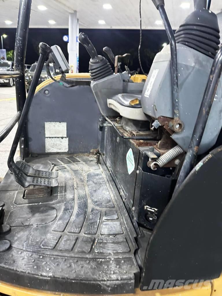 CAT 303.5 E CR Mini ekskavatori < 7 t