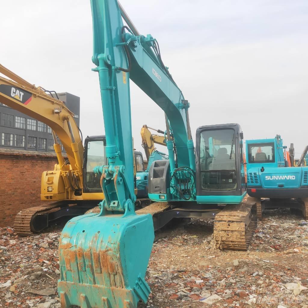 Kobelco SK 135 SR Kāpurķēžu ekskavatori