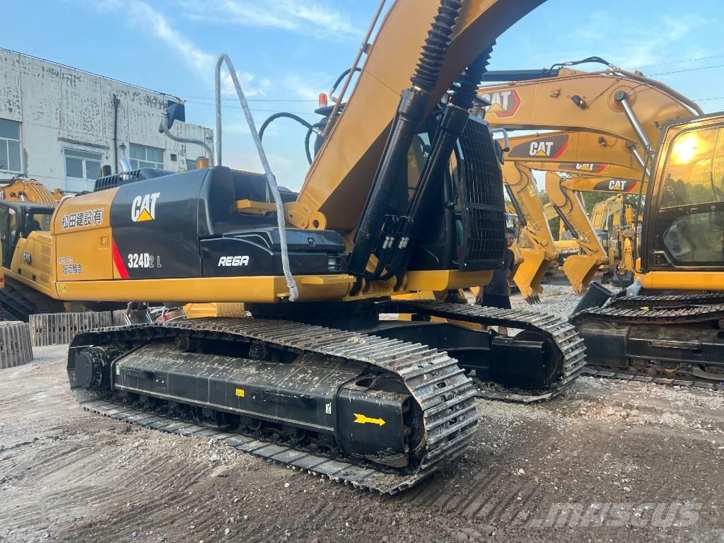CAT 324D2L Kāpurķēžu ekskavatori