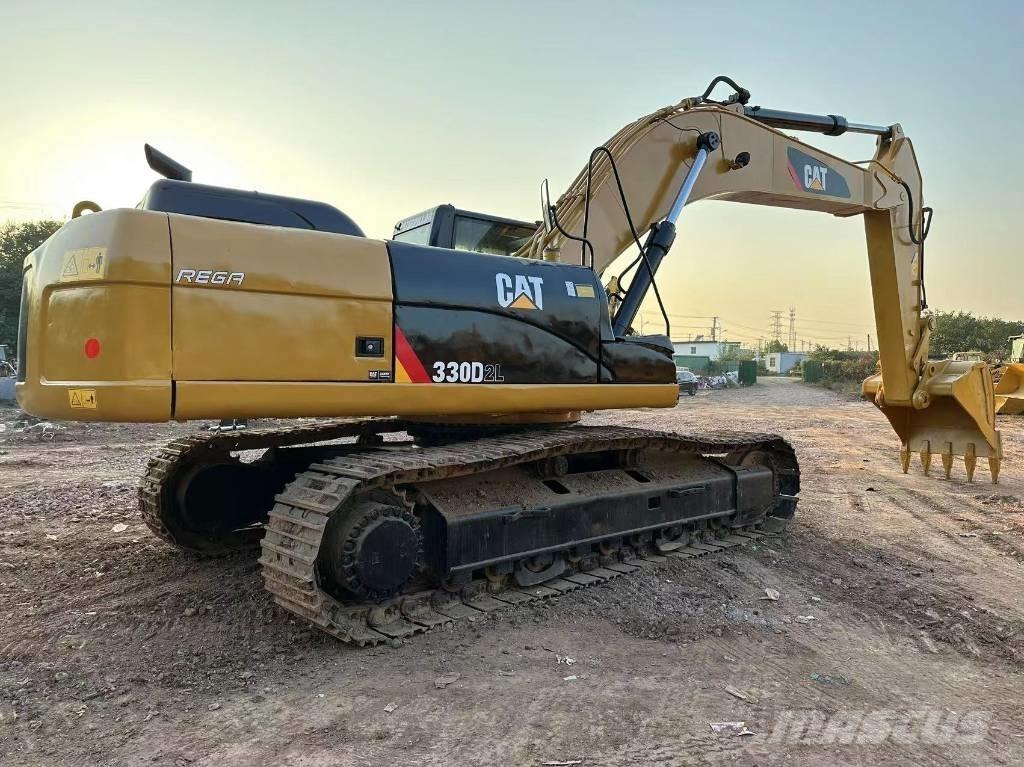 CAT 330 D L Kāpurķēžu ekskavatori